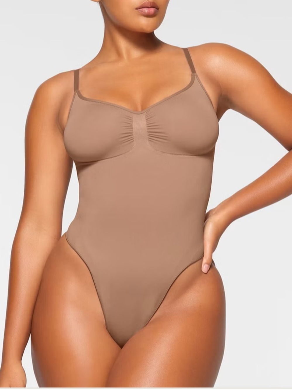 Skims everyday sculpt bodysuit Small Sienna NWT body shaper Kim Kardashian